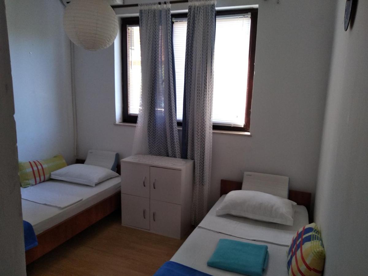 Braco Apartments By The Sea With A Sea View Zaboric Bagian luar foto