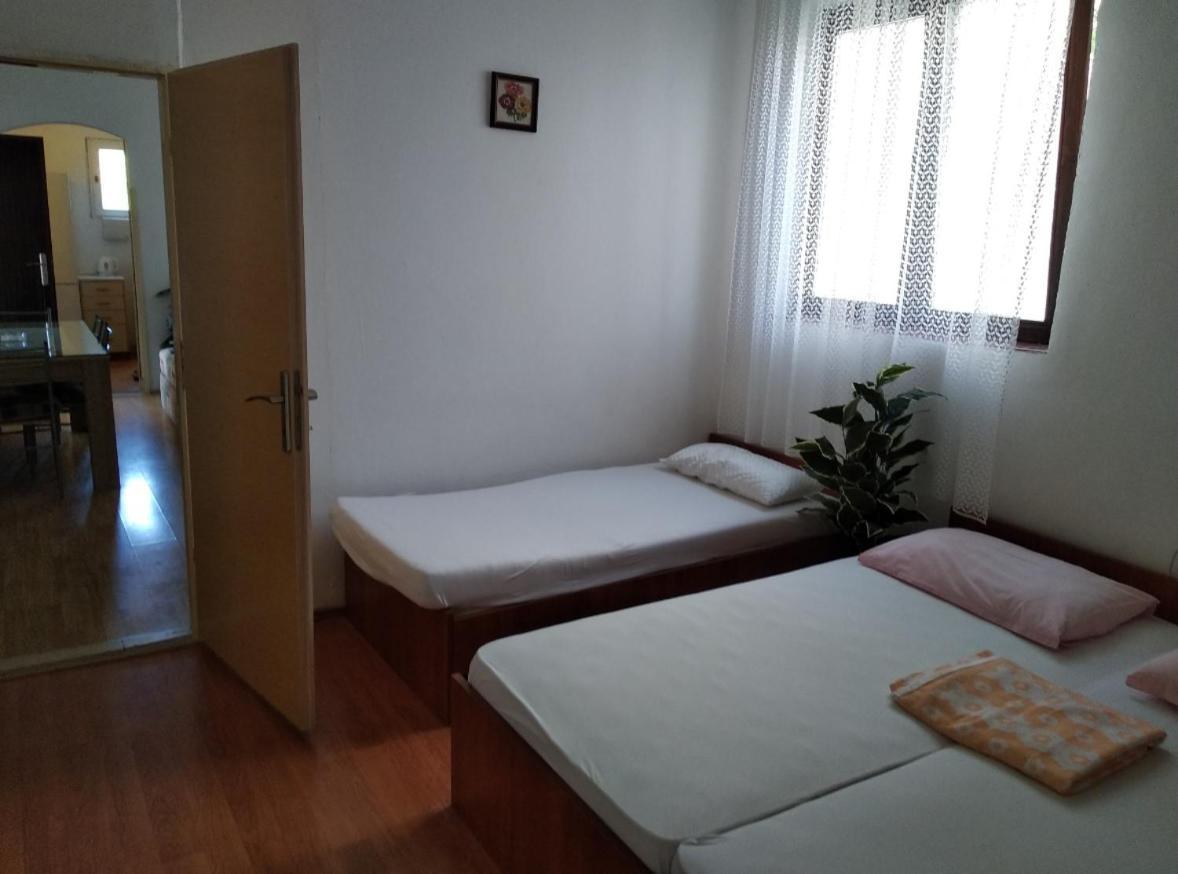Braco Apartments By The Sea With A Sea View Zaboric Bagian luar foto