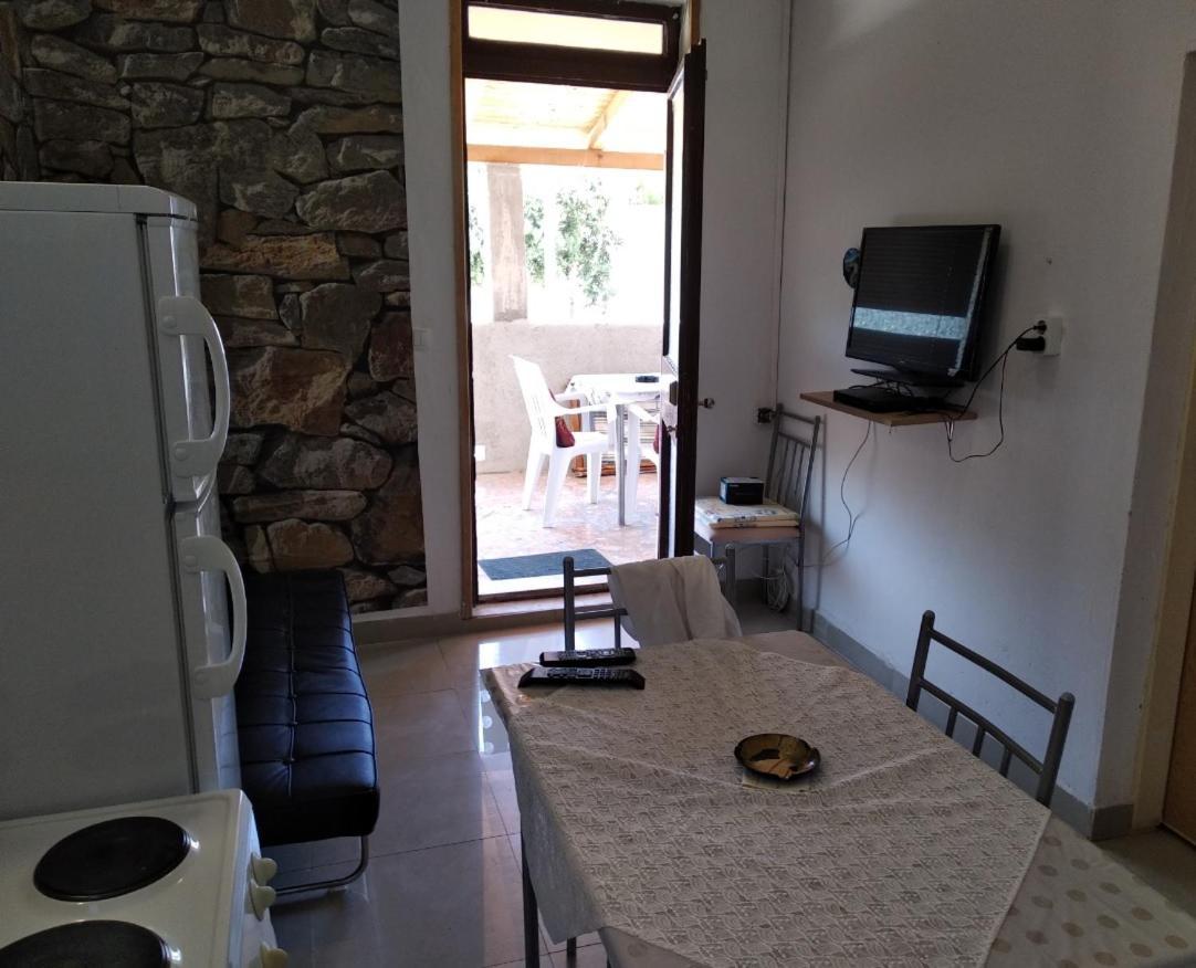 Braco Apartments By The Sea With A Sea View Zaboric Bagian luar foto